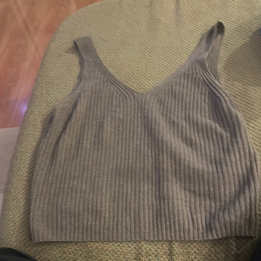 GAP Gray Ribbed Crop Tank Top